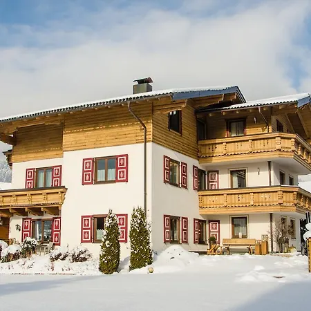 Hoellwart Apartment